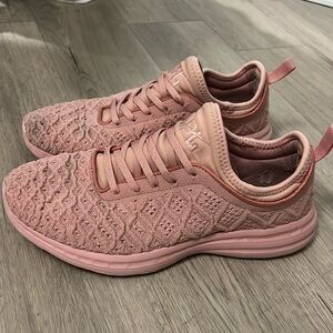 APL lululemon gym shoes. Worn and used.